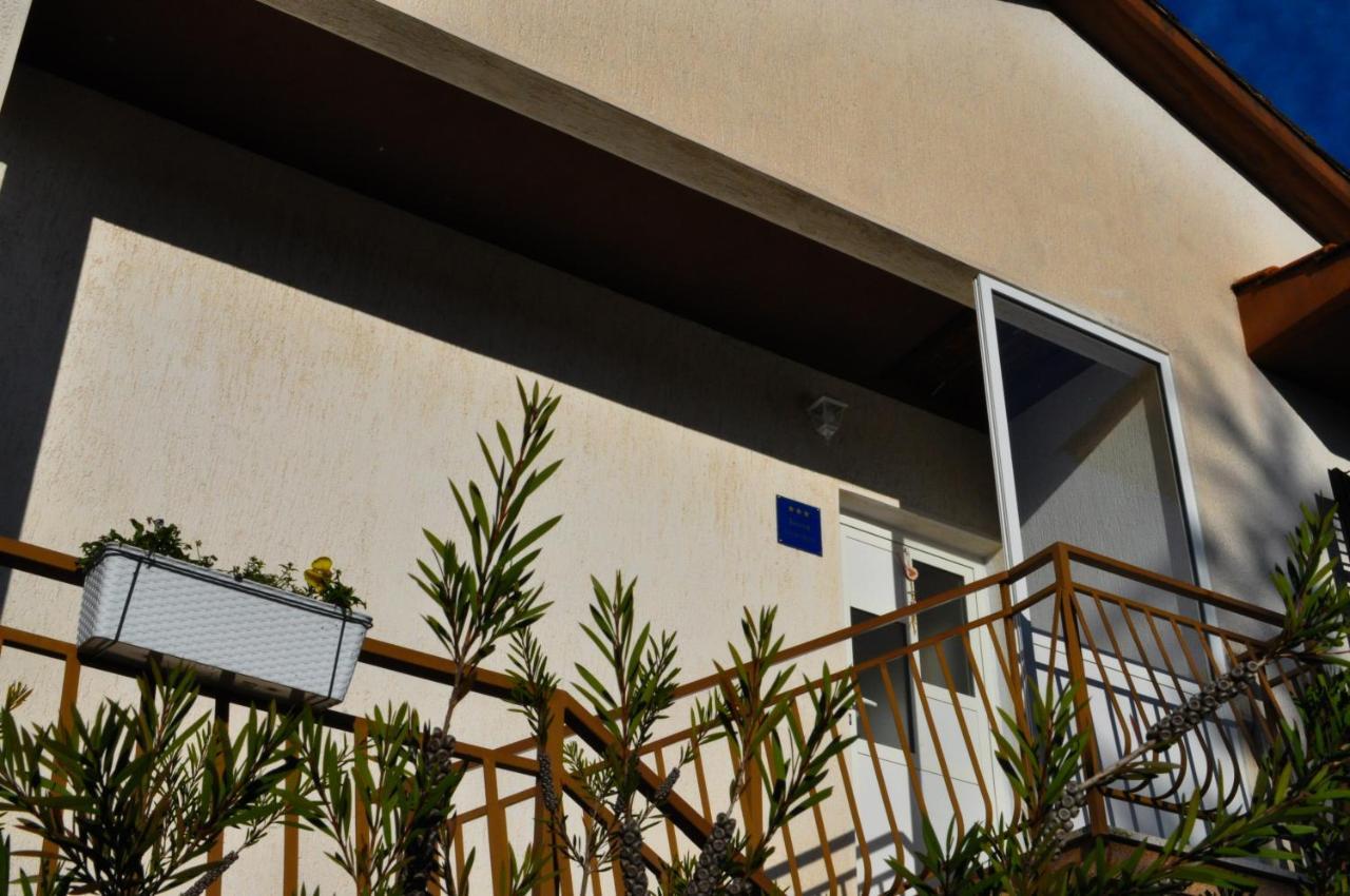 Apartman Anita Buzet Exterior photo