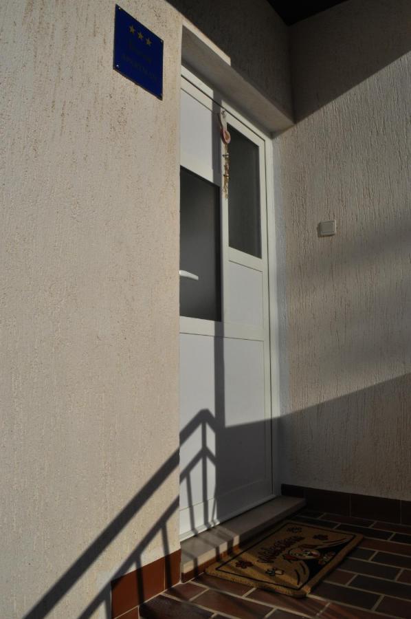 Apartman Anita Buzet Exterior photo